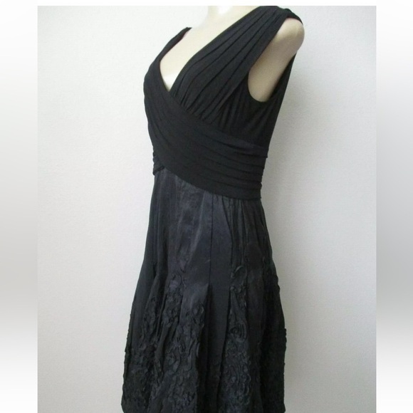 VTG Cach’e,Instantly Slimming,Ribbon Tapestry Adorned,Cinched-Waist Dress,Size 4 - Picture 7 of 13